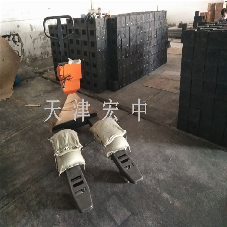 西青1.5吨液压叉车秤车间搬运地牛称