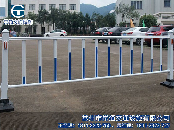 机动车停车场栏杆.jpg