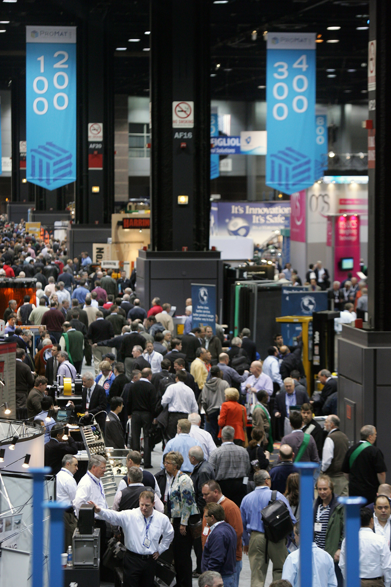 downloads_showfloor2.jpg