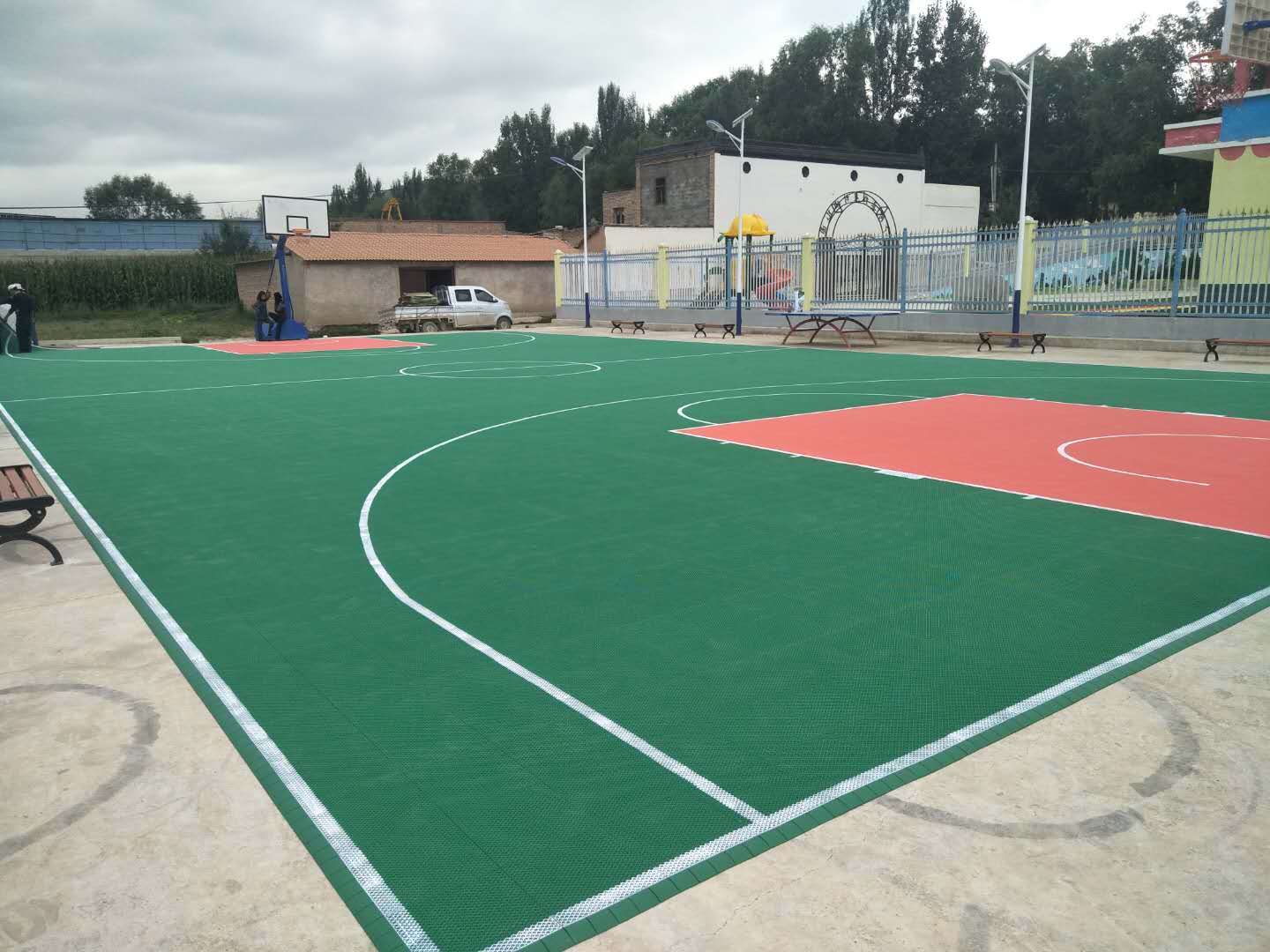 四川篮球场悬浮地板小米格价格